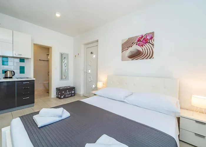 Carlotta Διαμέρισμα *